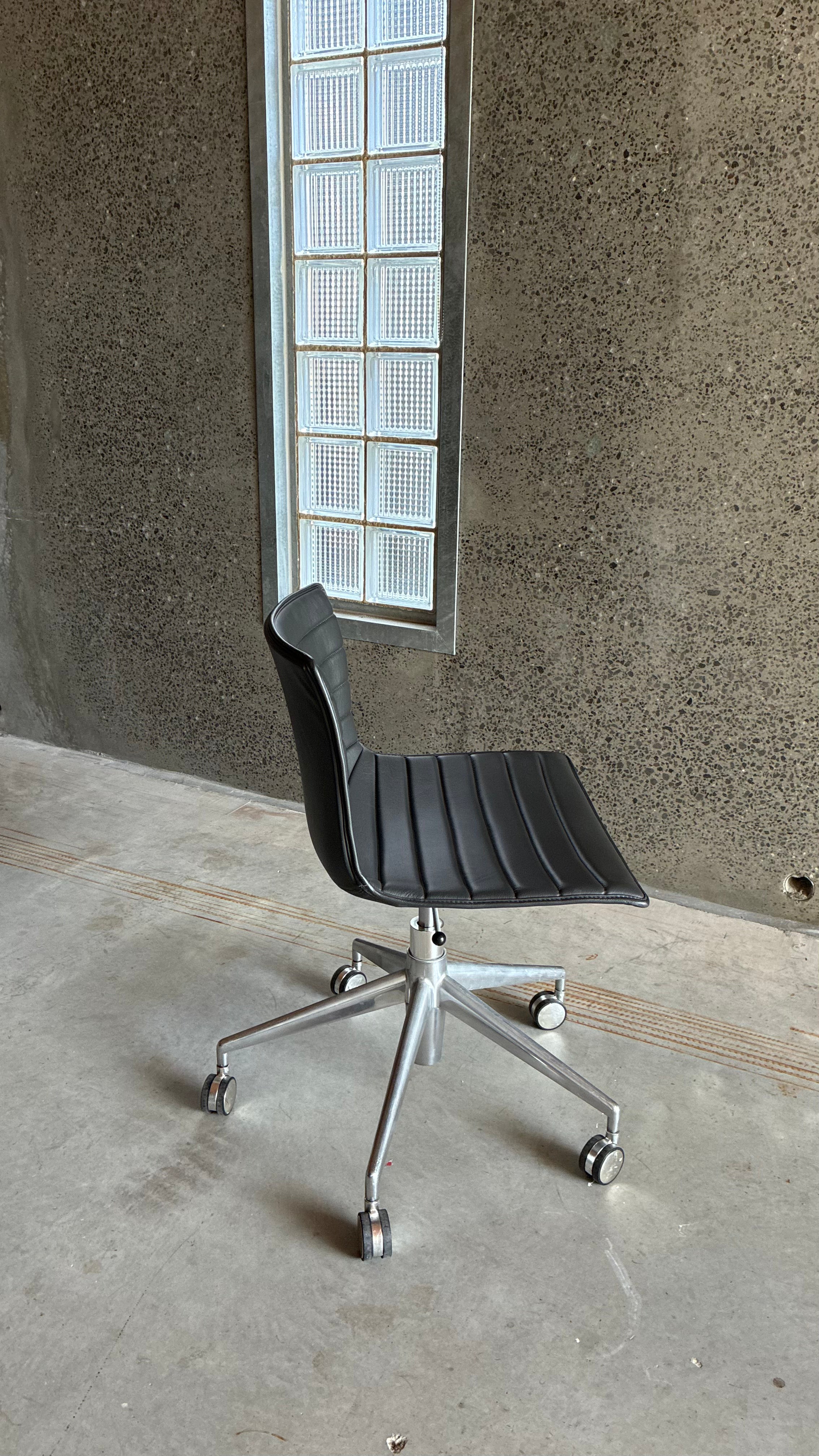 ARPER CATIFA 53 / 5 WAY CASTOR CHAIR