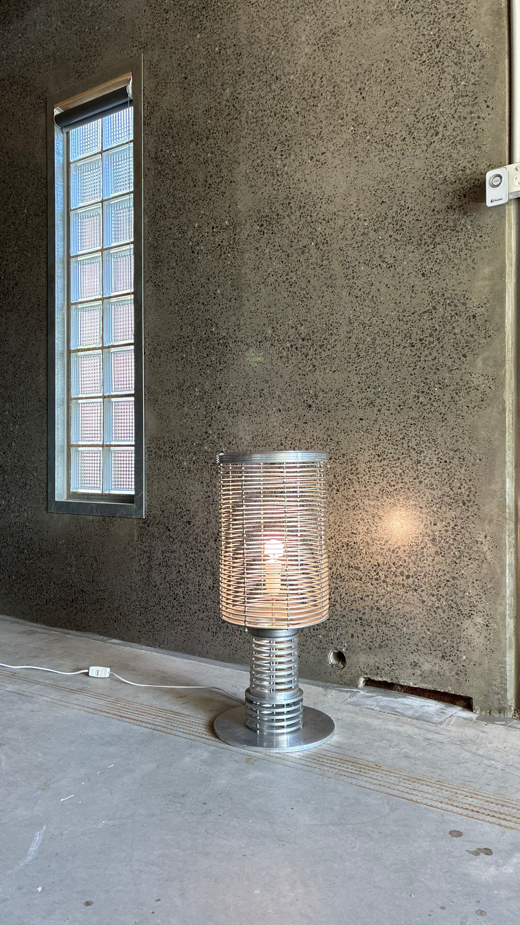 BRUTALIST ALUMINIUM TABLE LAMP, FRANCE 1990S