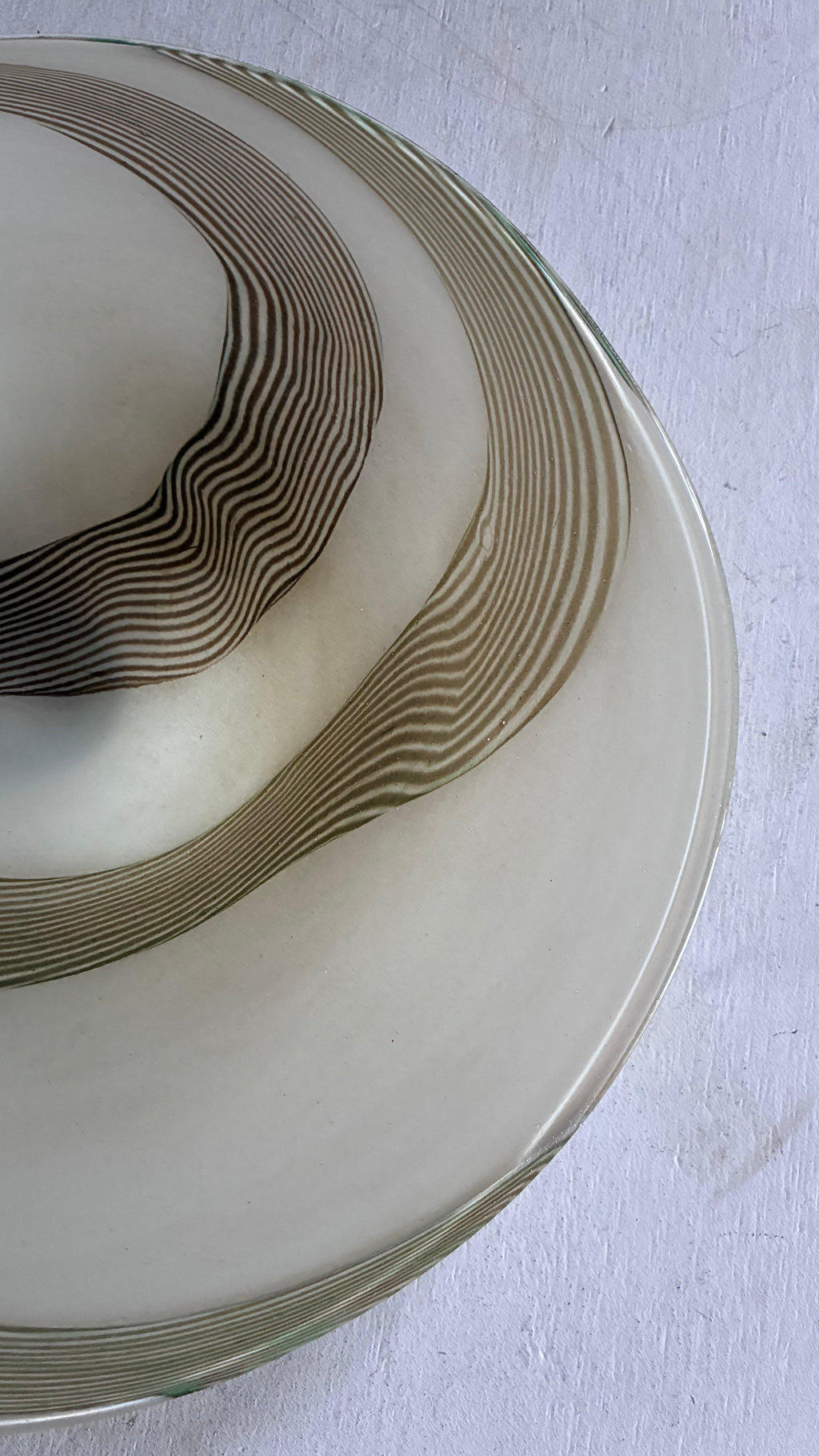 OPALESCENT HAND BLOWN ART GLASS CENTRE BOWL