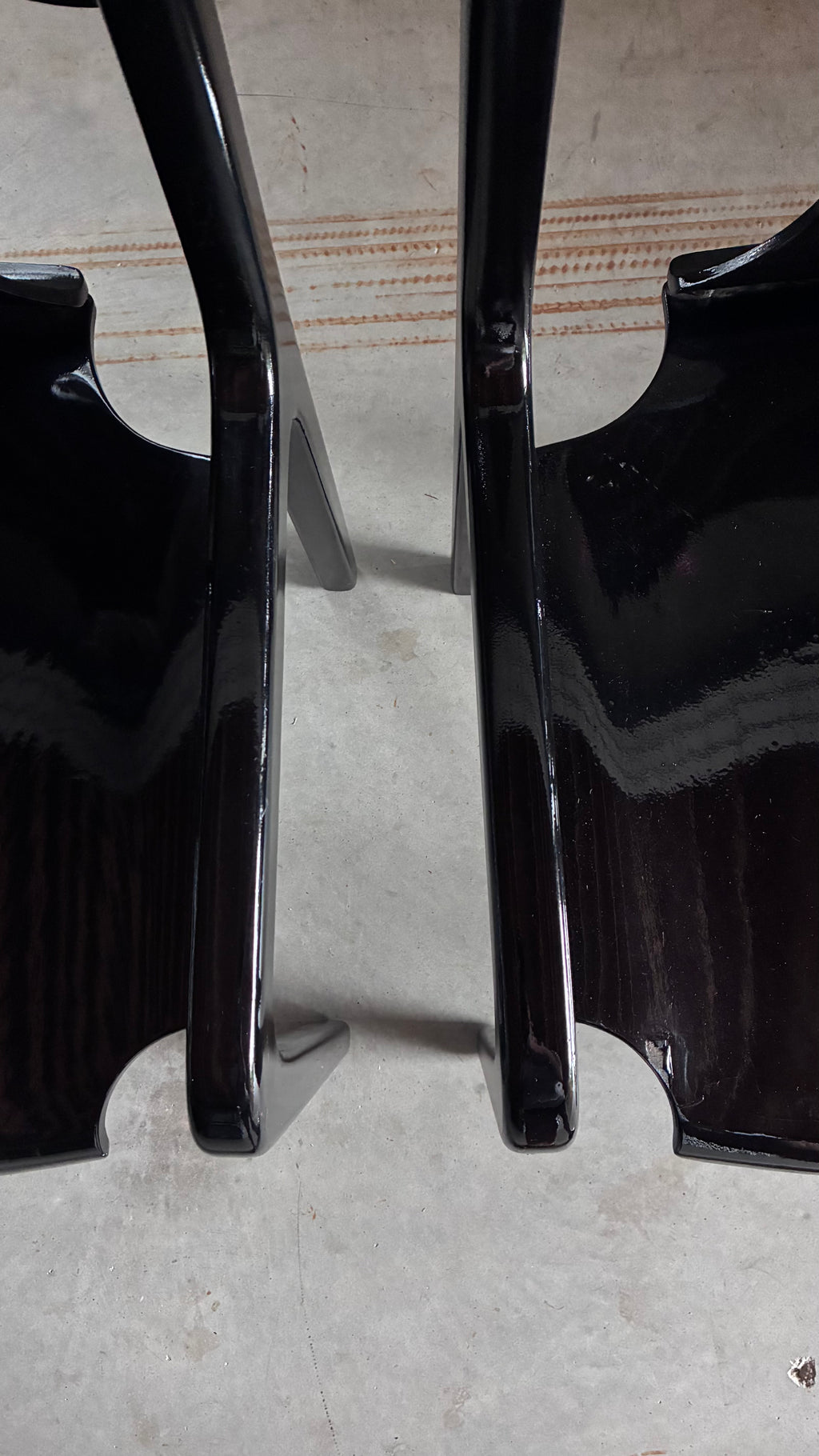 BLACK LACQUERED CHAIRS BY AUGUSTO SAVINI FOR POZZI (PAIR)