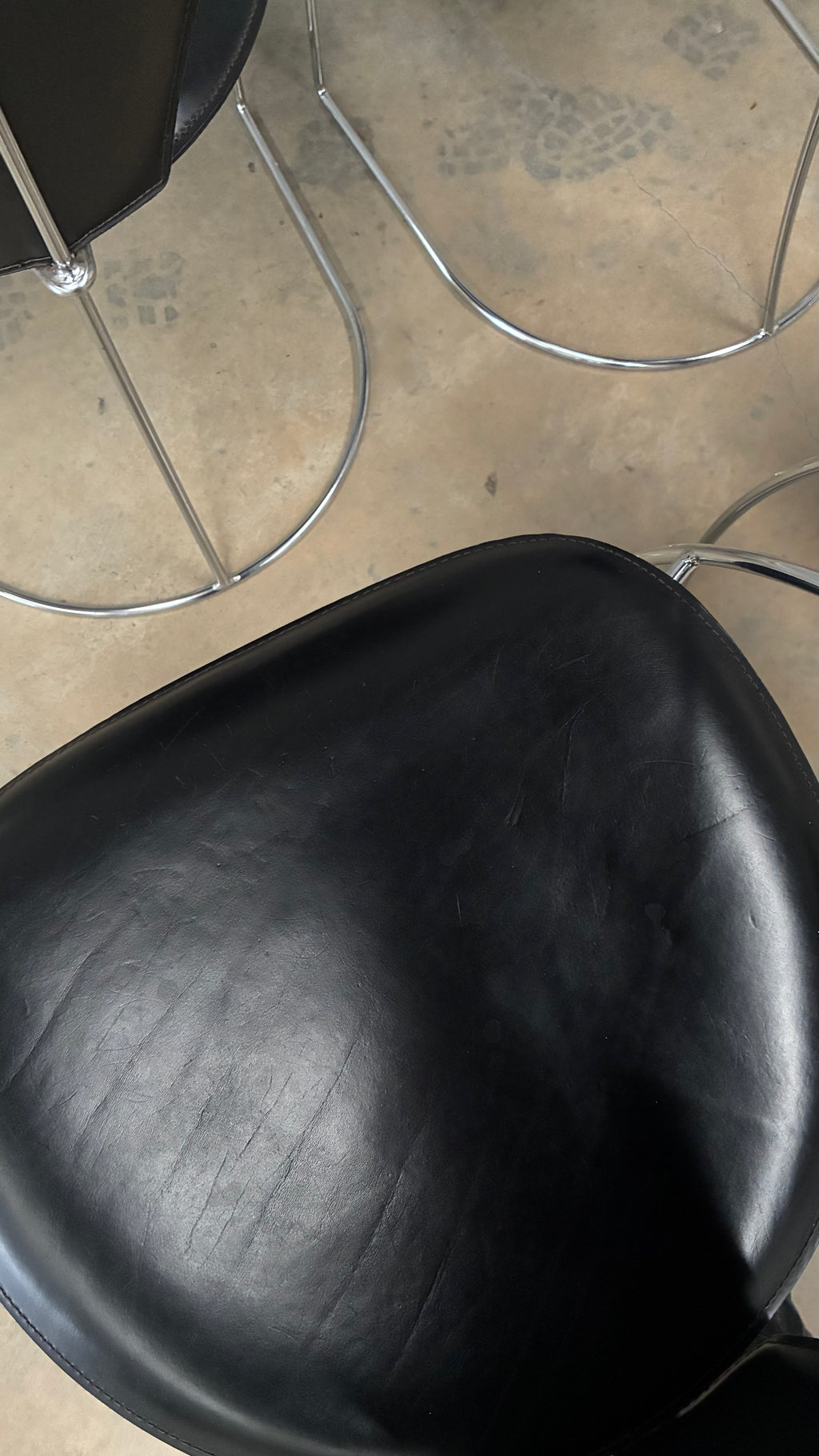 Set of Six ARRBEN DINING CHAIRS