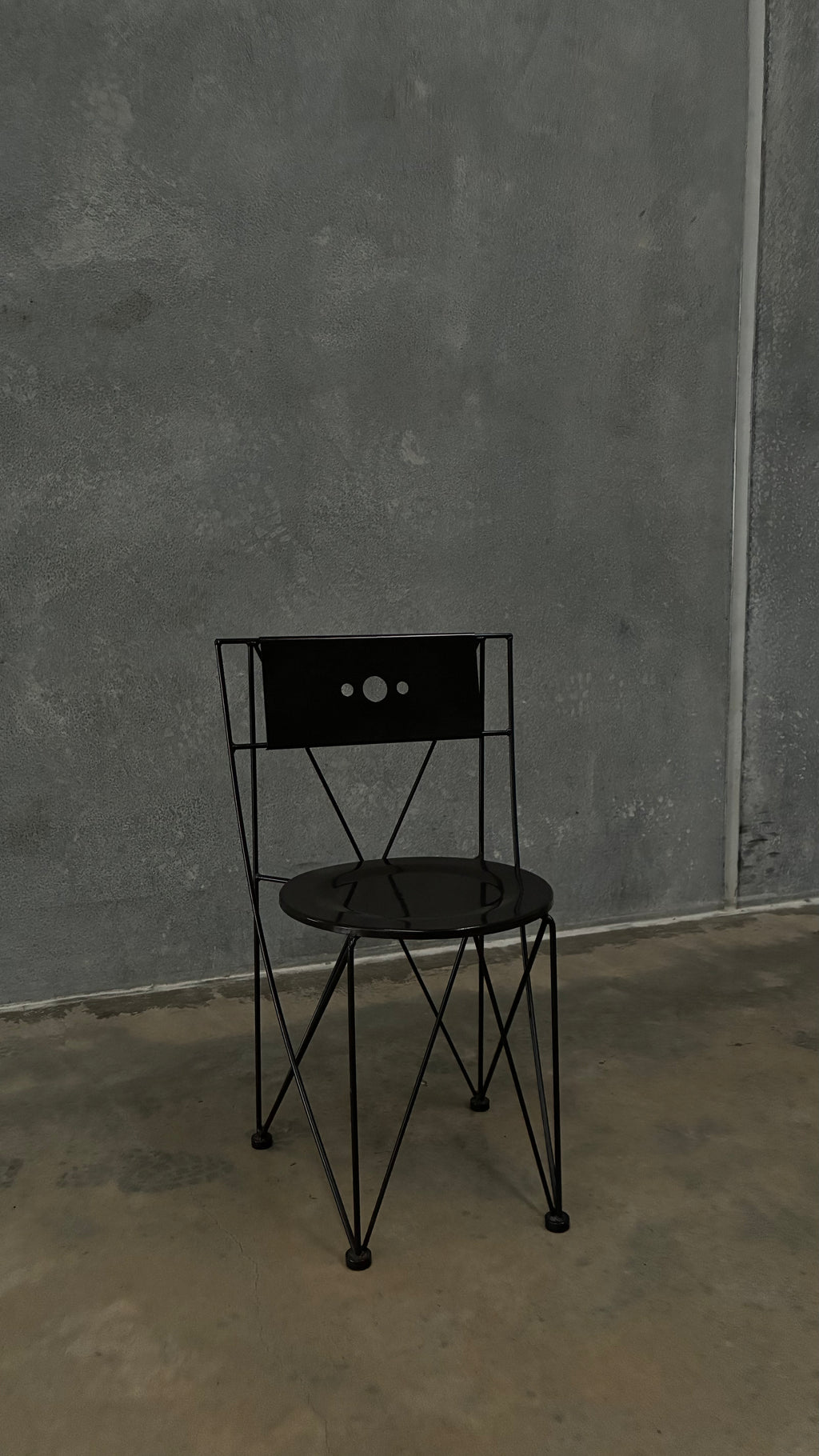 Stephen Roberts & Bill MacMahon Limited Edition Chair 1990s