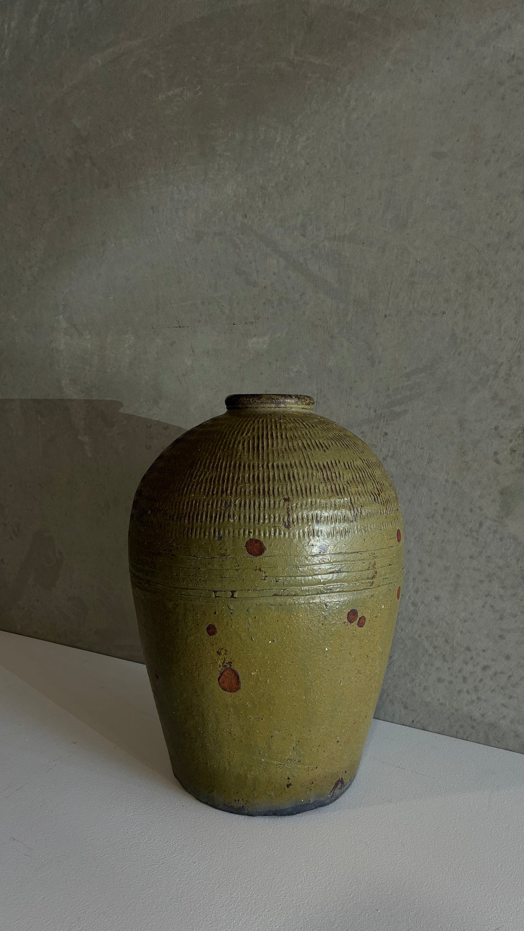 VIETNAMESE GLAZED STONEWARE POT
