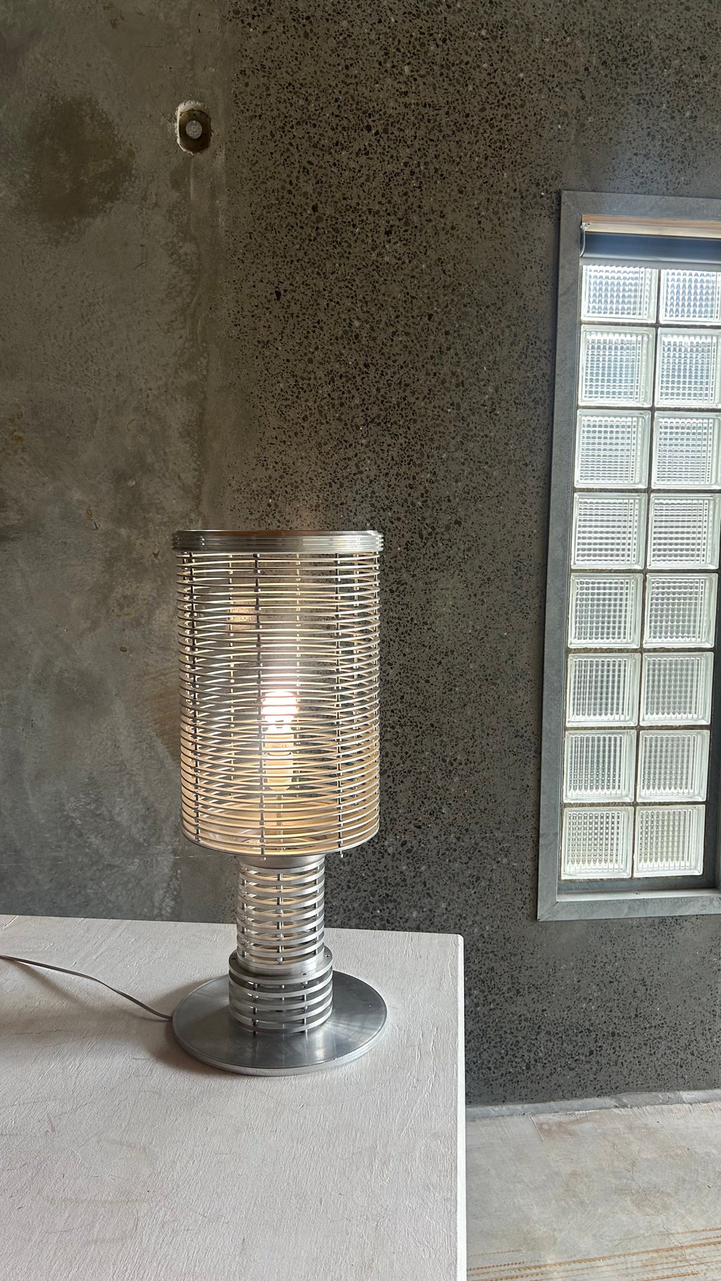 BRUTALIST ALUMINIUM TABLE LAMP, FRANCE 1990S