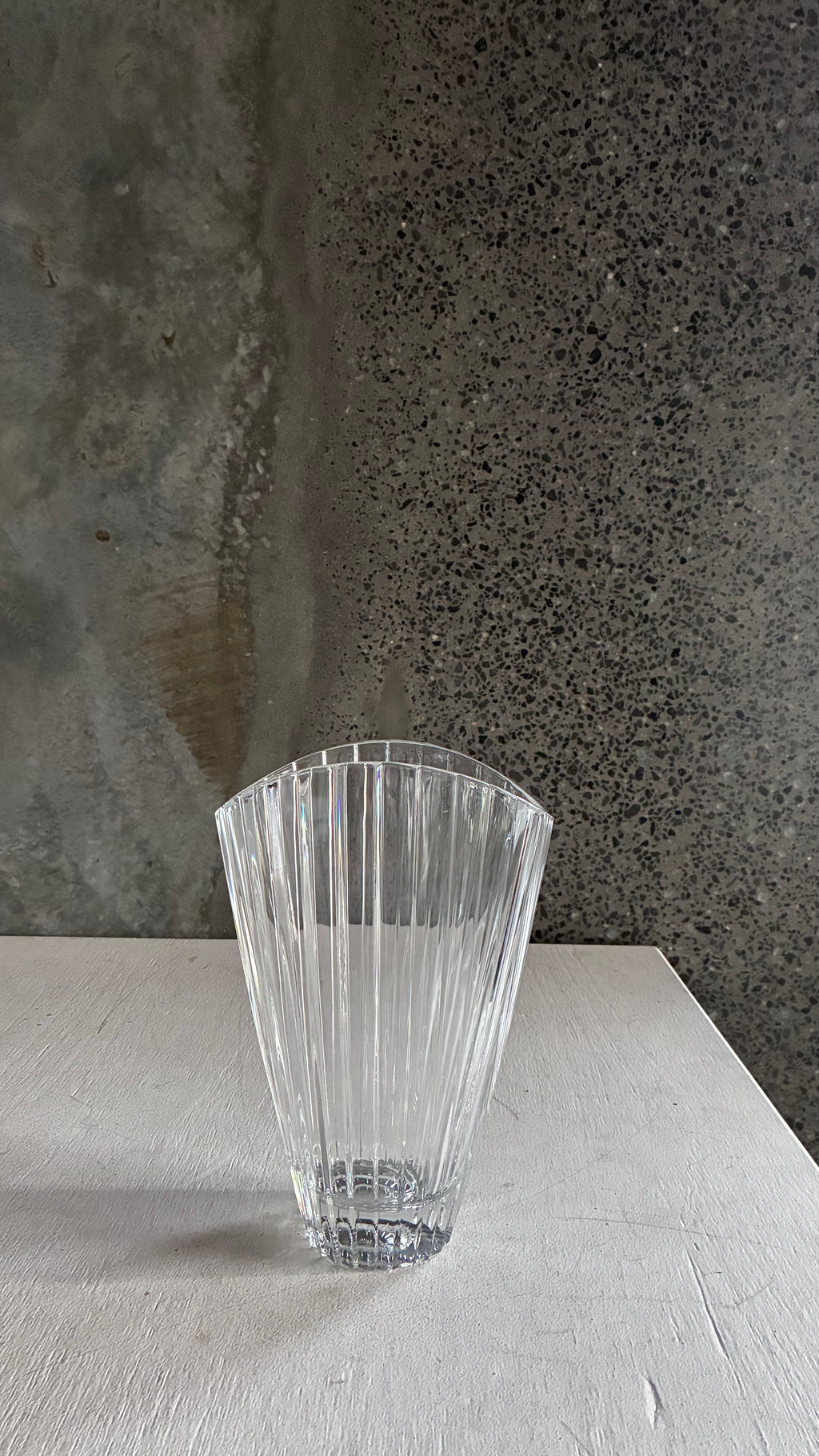 CRISTAL D'ARQUES "EVENTAIL" CRYSTAL VASE, FRANCE