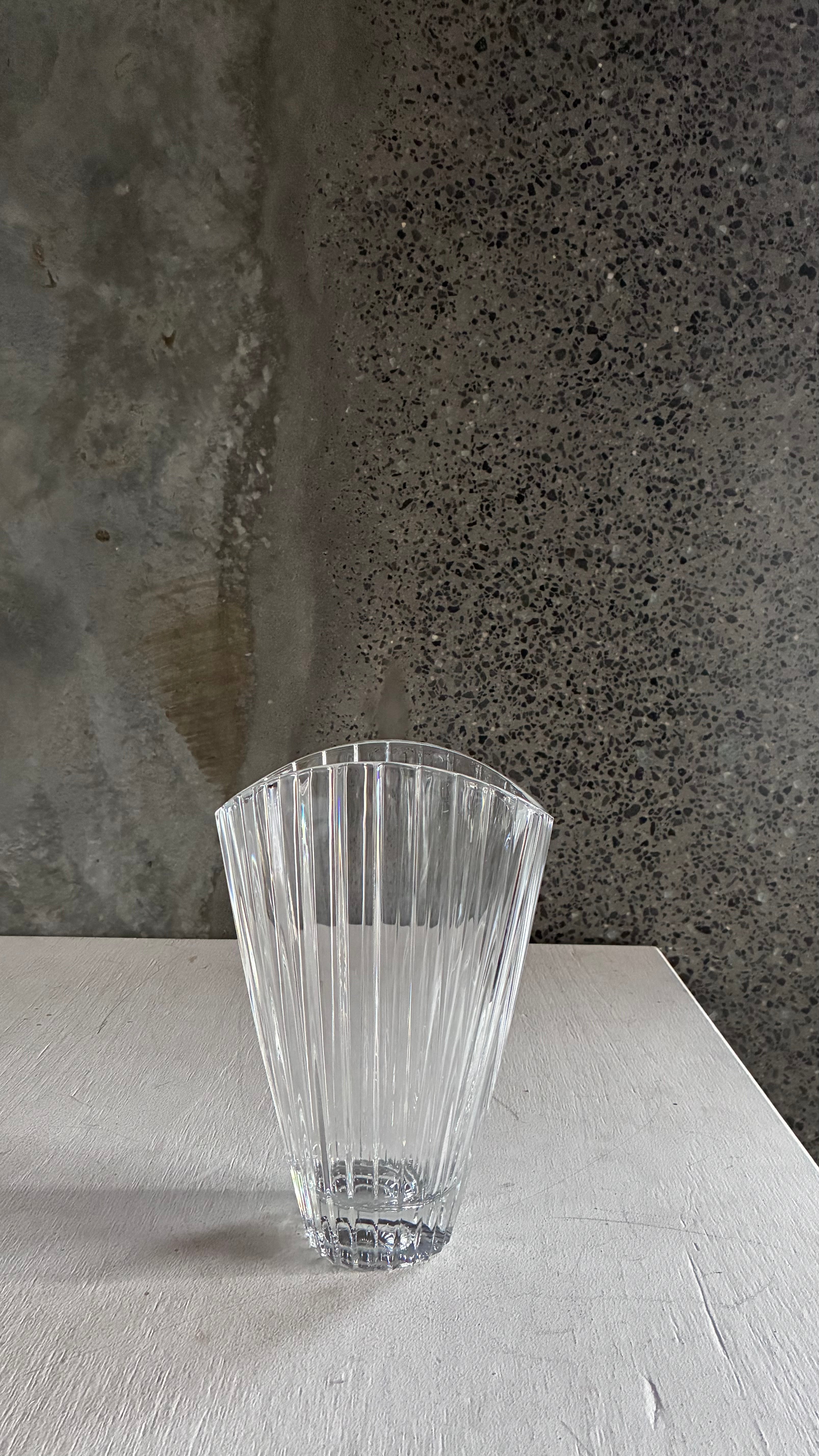 CRISTAL D'ARQUES "EVENTAIL" CRYSTAL VASE, FRANCE