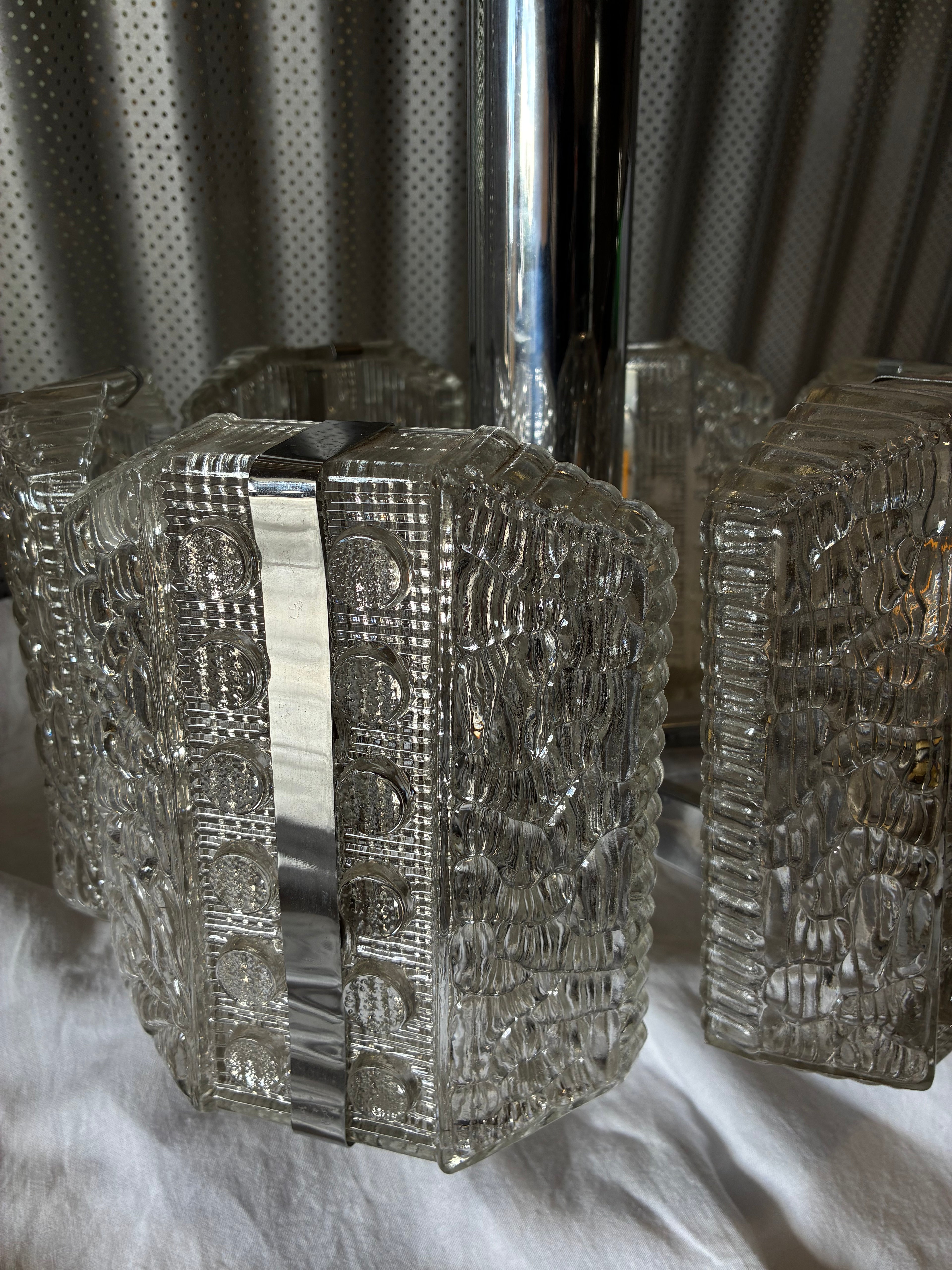 1970S VINTAGE GLASS AND CHROME PENDANT LIGHT