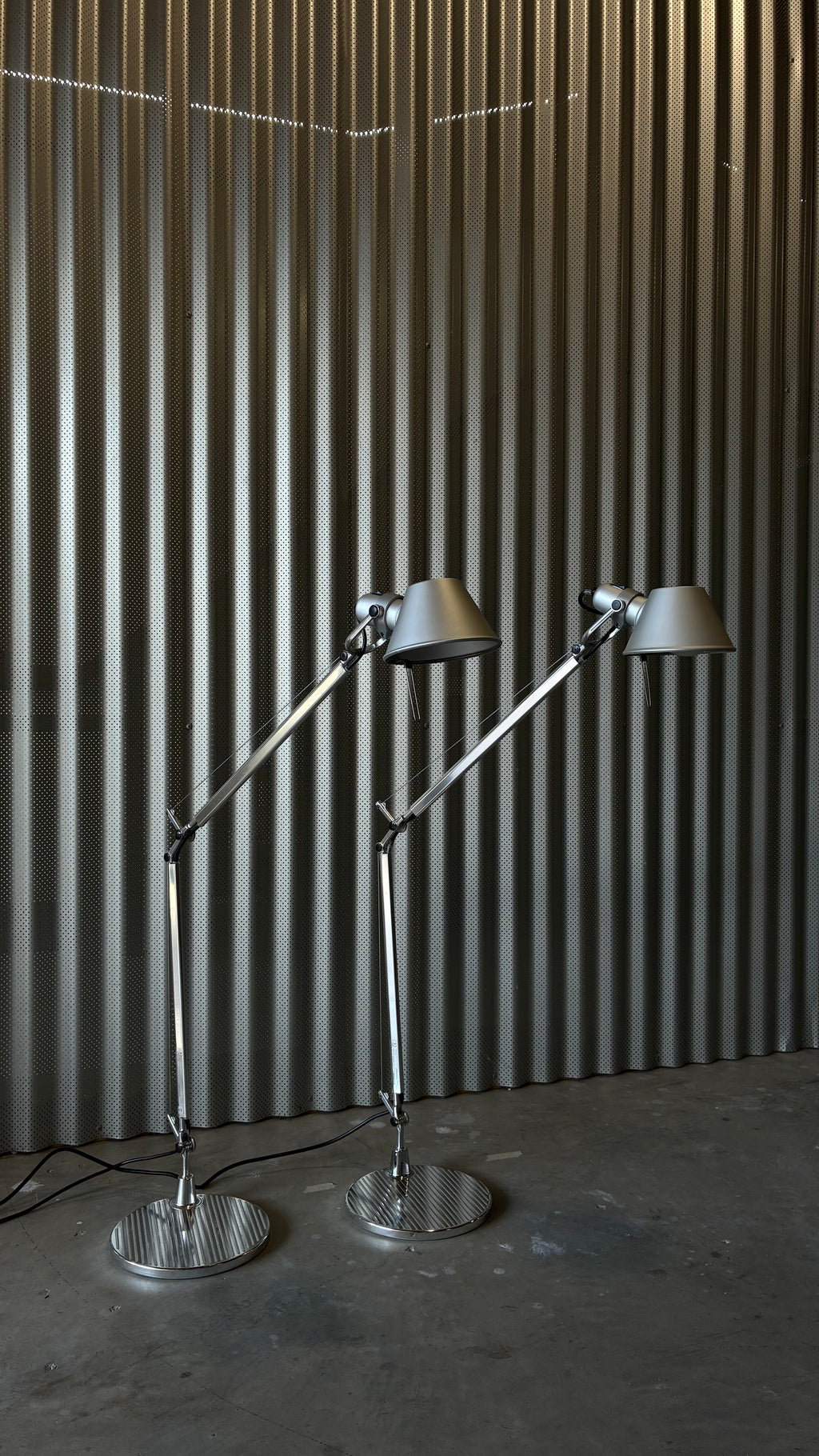 ARTEMIDE TOLOMEO TABLE LAMP