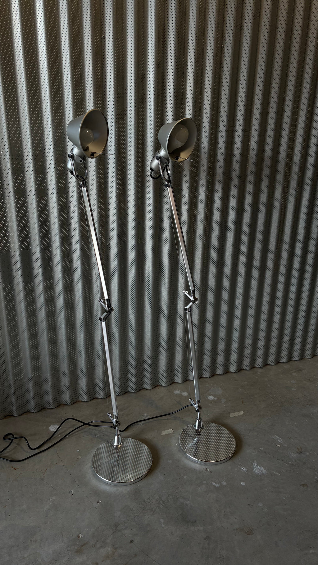 ARTEMIDE TOLOMEO TABLE LAMP