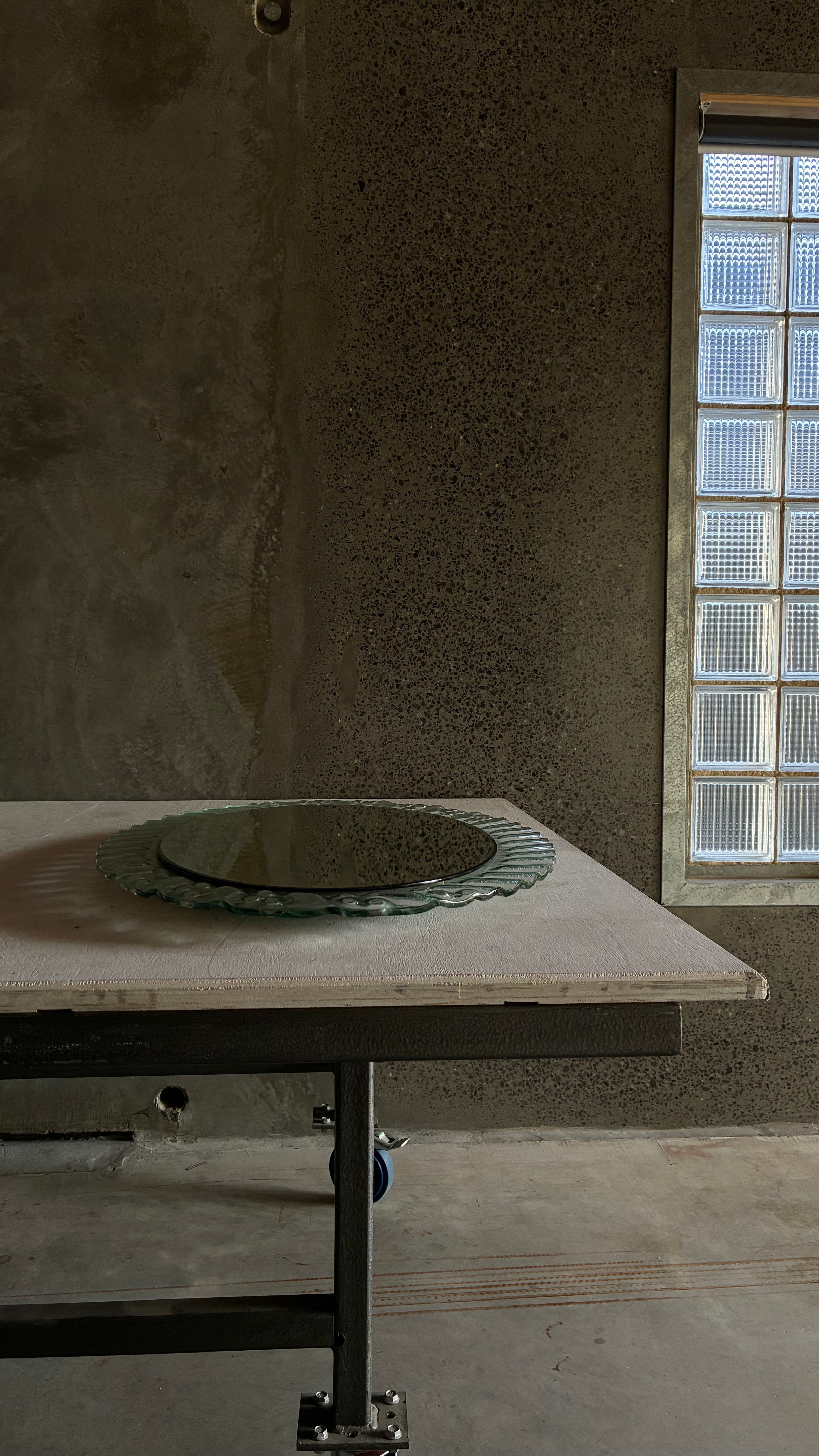 TEXTURED GLASS FRAMED MIRROR