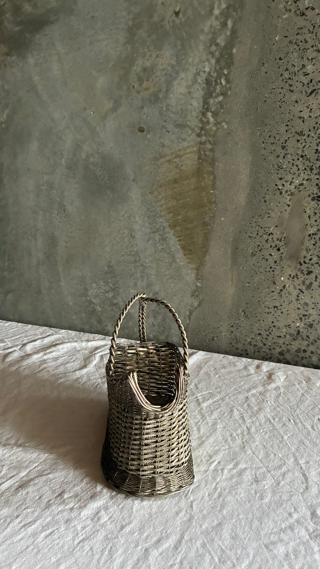 VINTAGE SILVER PLATED WOVEN WINE BASKET 1960