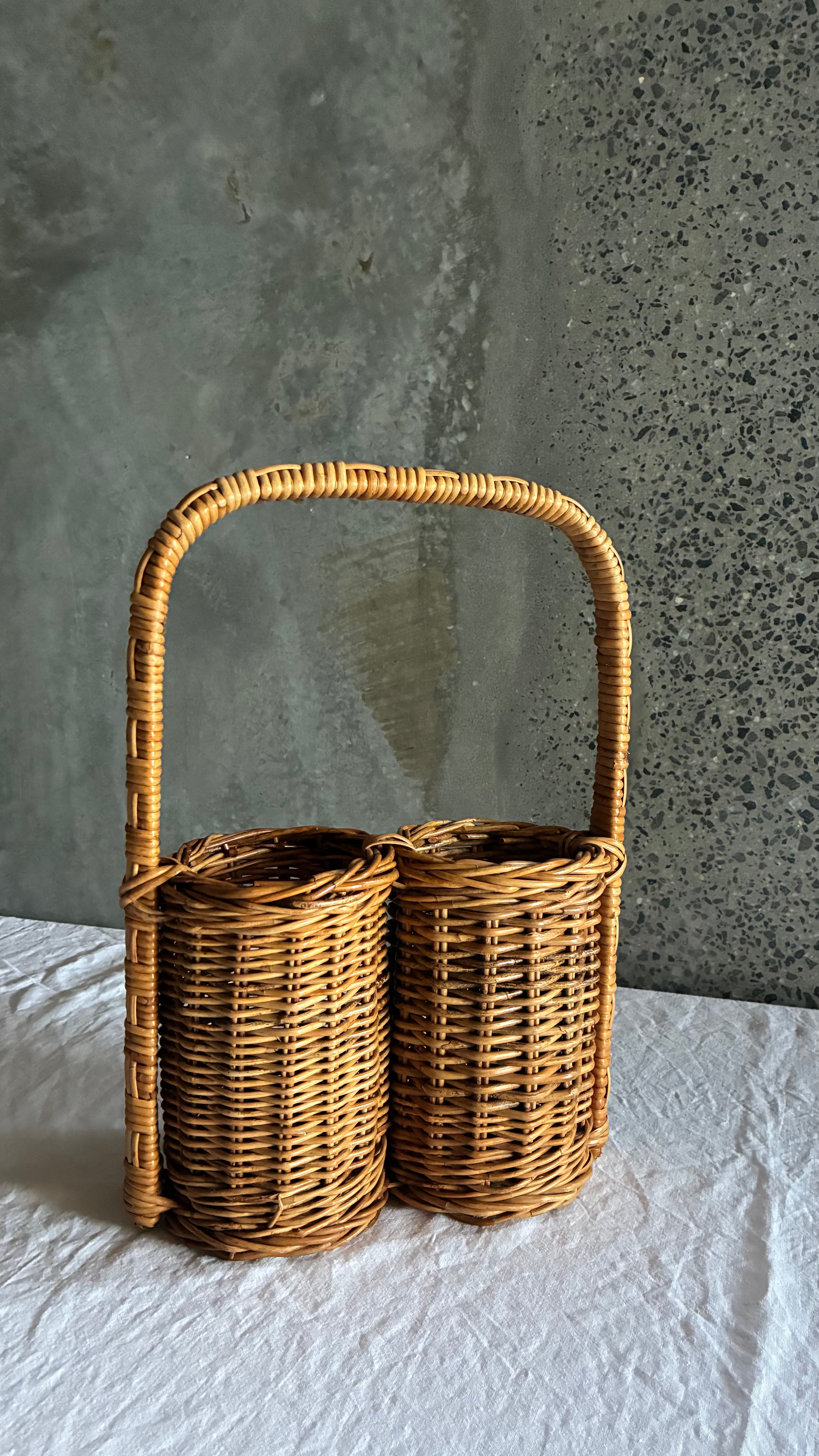 VINTAGE RATTAN DOUBLE WINE CARRIER 1980s
