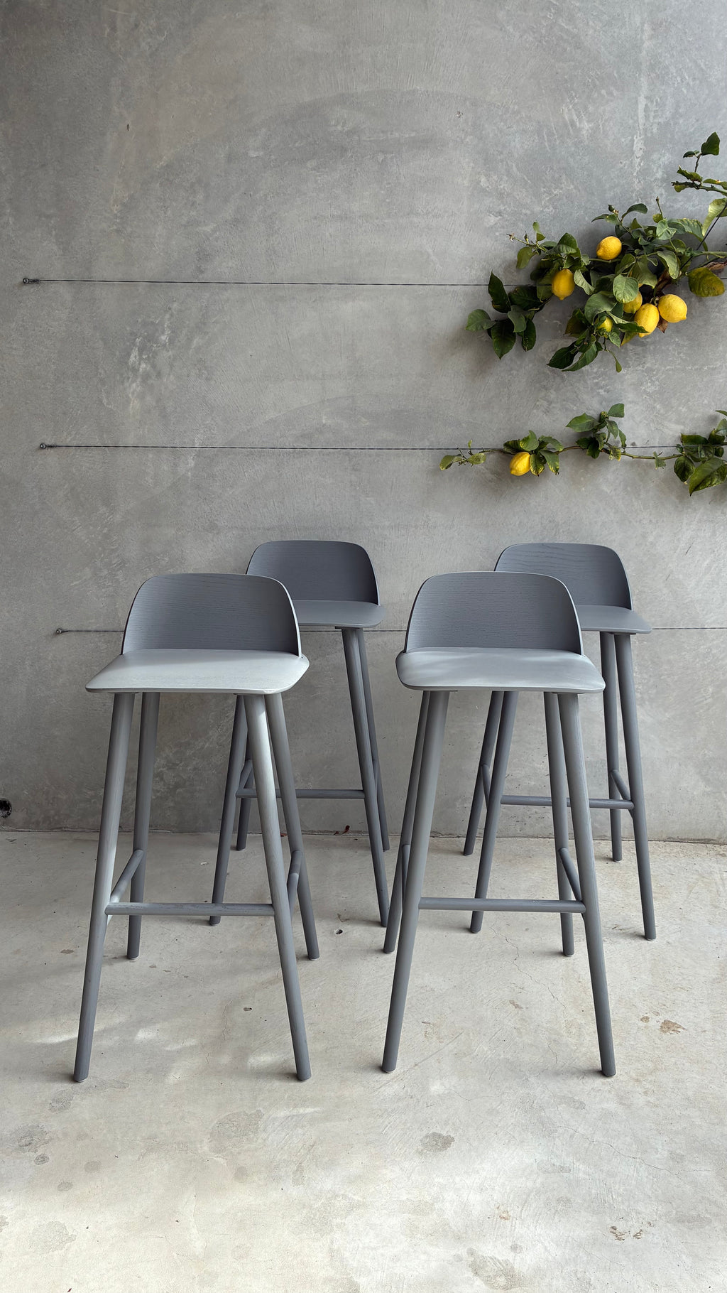 "NERD" MUUTO BARSTOOLS SET OF 4