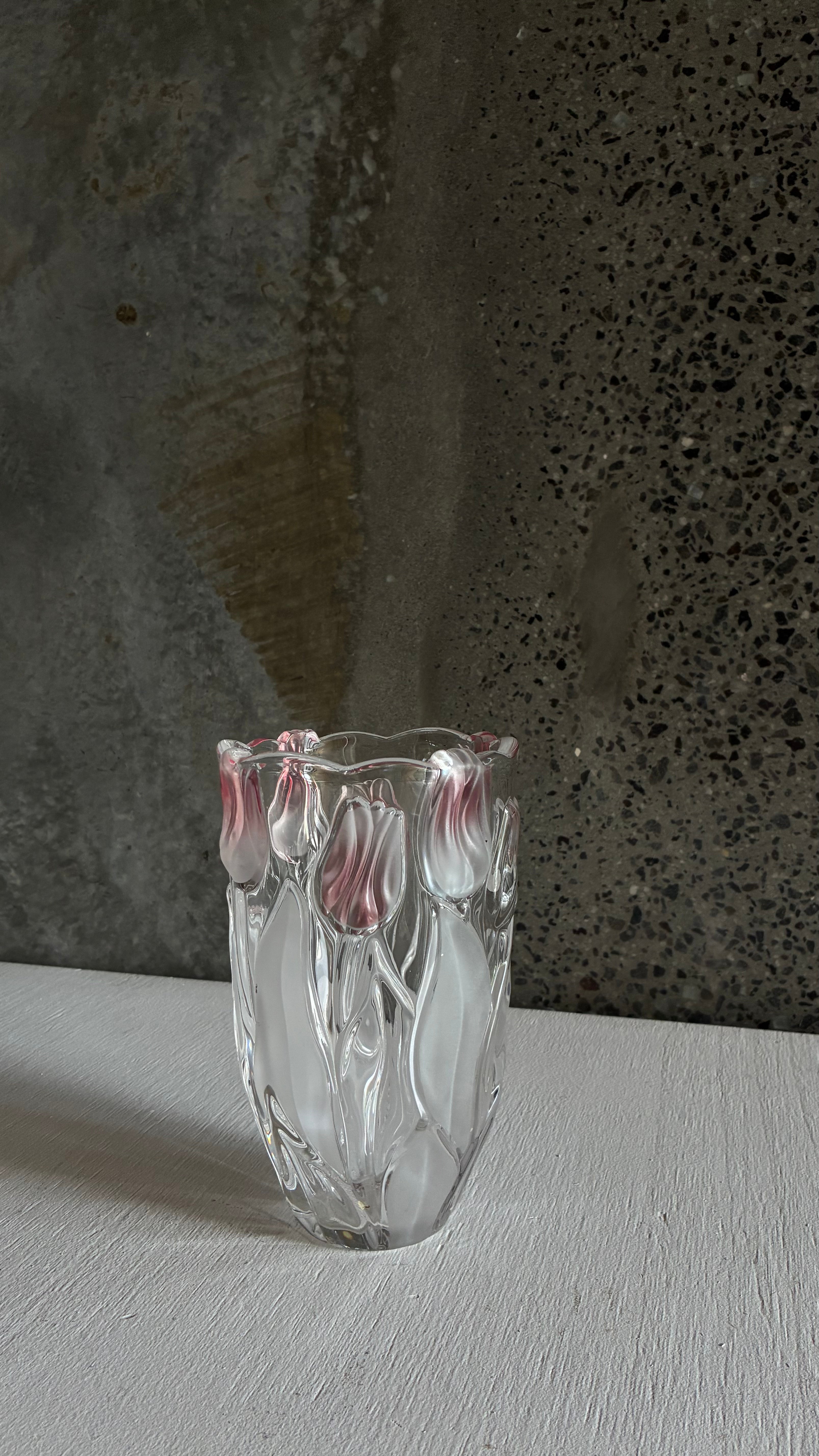 FROSTED TULIP GLASS VASE, EUROPE 1980's