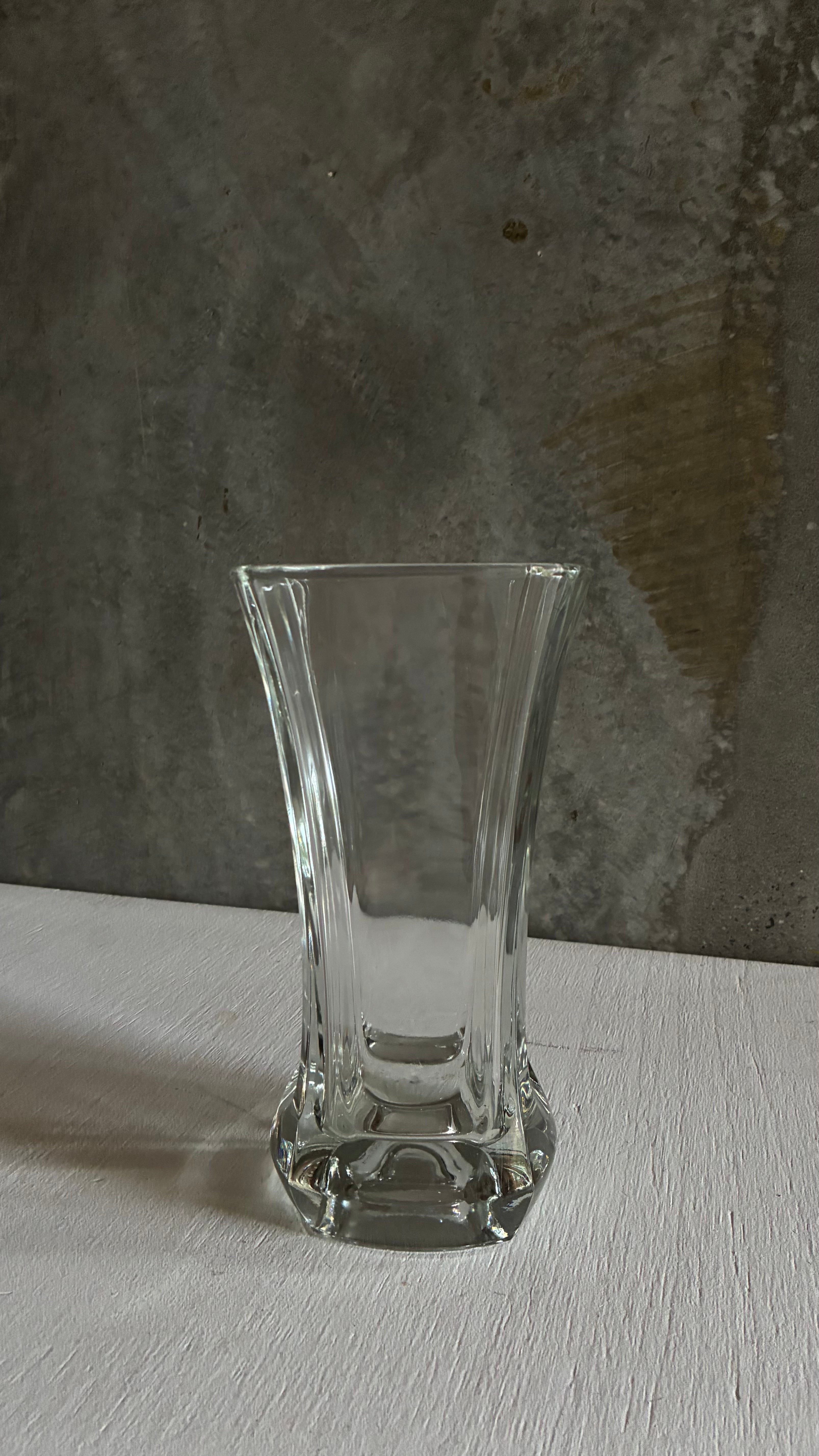 FRENCH FLUTED VASE 1980s - 1990s