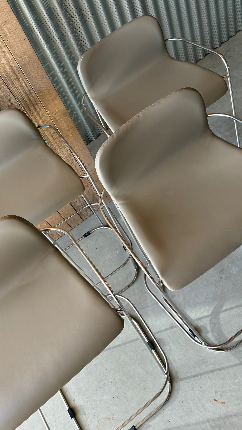 SCHIAVELLO BAR STOOLS (SET OF FOUR)