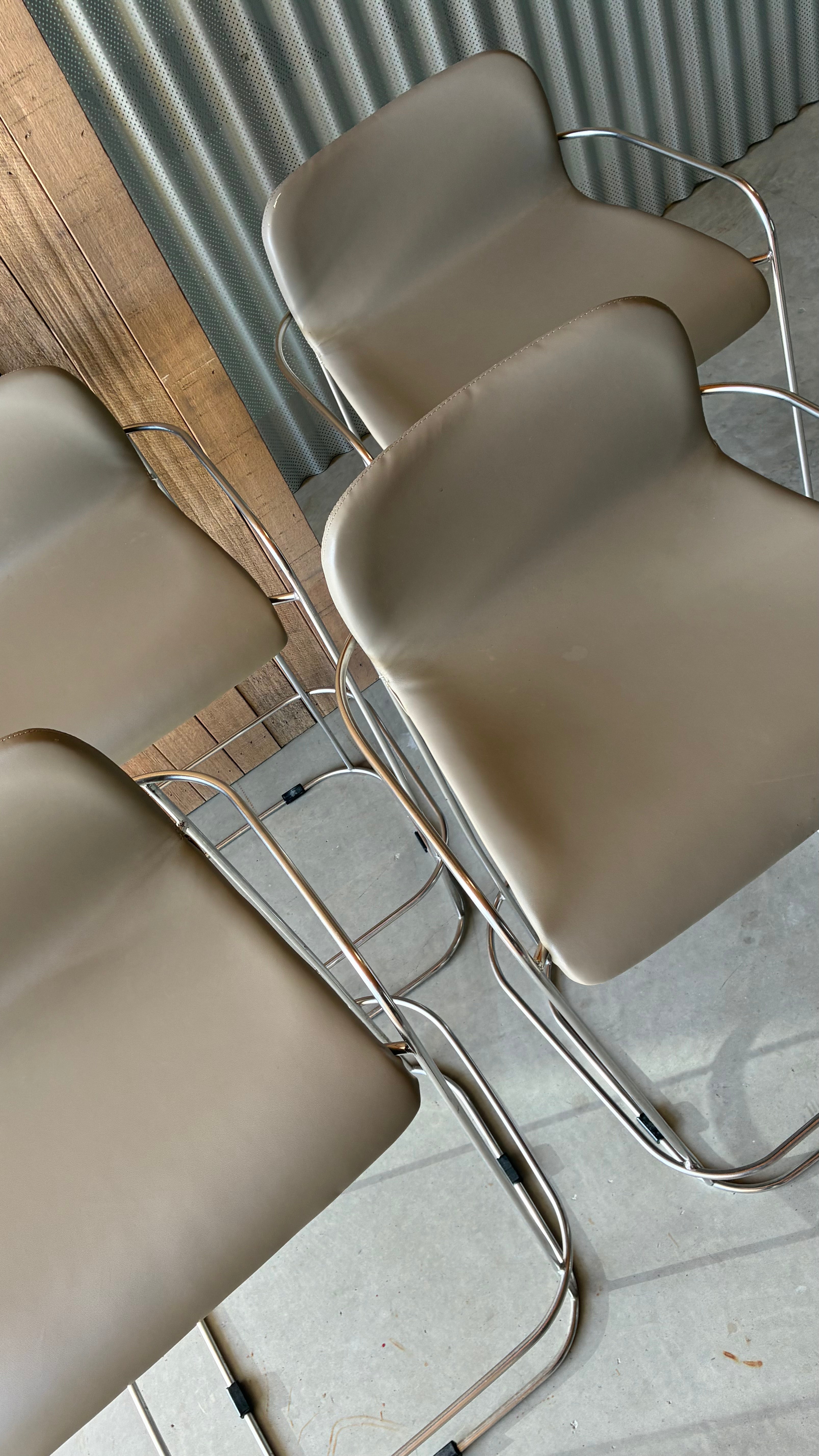 SCHIAVELLO BAR STOOLS (SET OF FOUR)