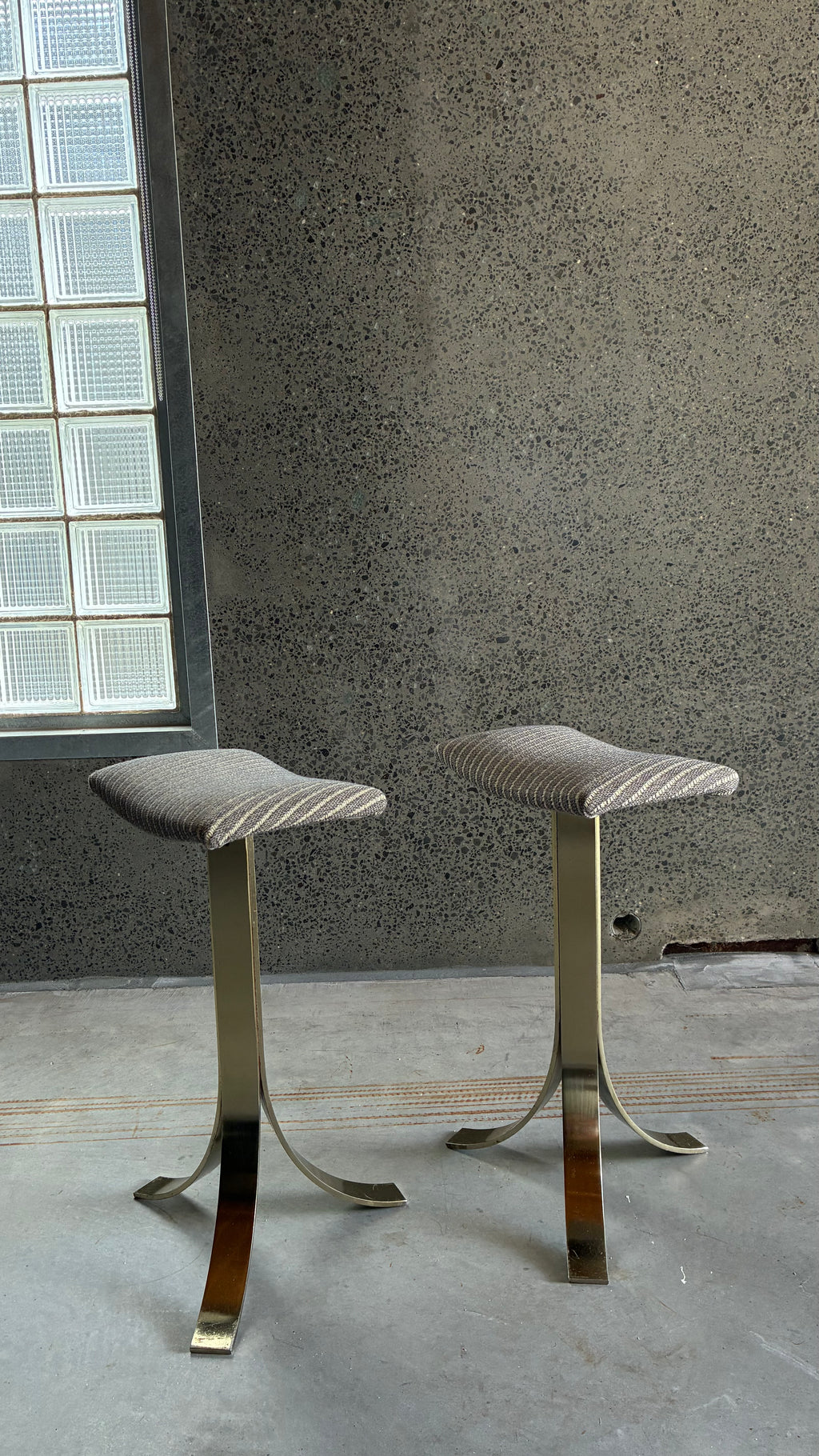 Pair of Italian Brass Pedestal Bar Stools 1970s