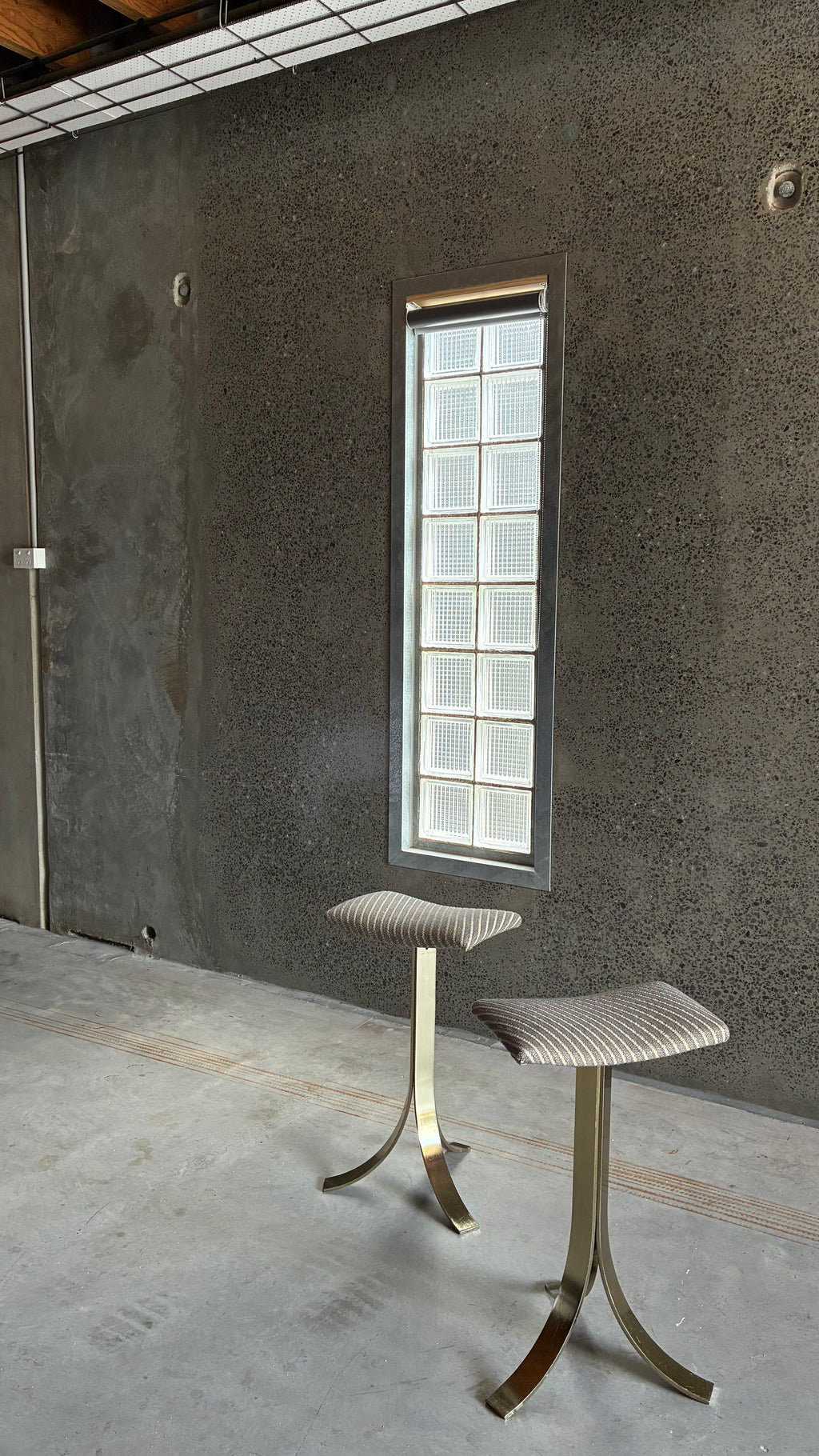 Pair of Italian Brass Pedestal Bar Stools 1970s