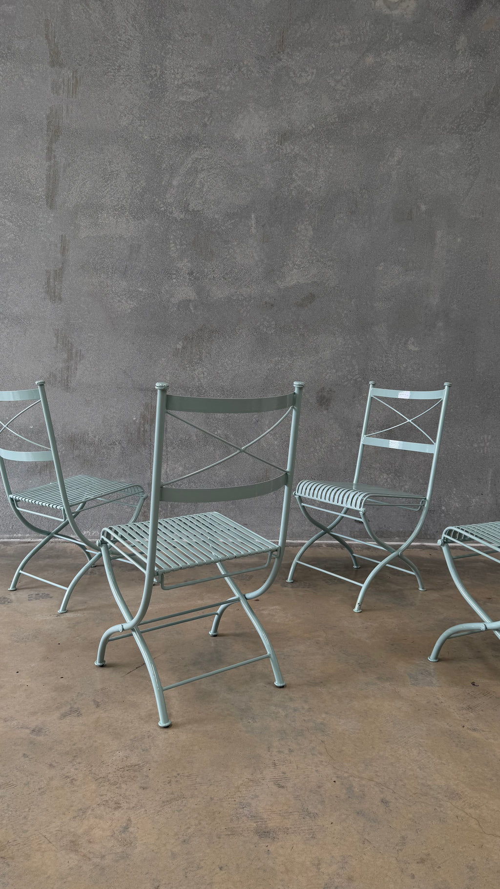Vintage Metal Garden Setting in Smoke Blue