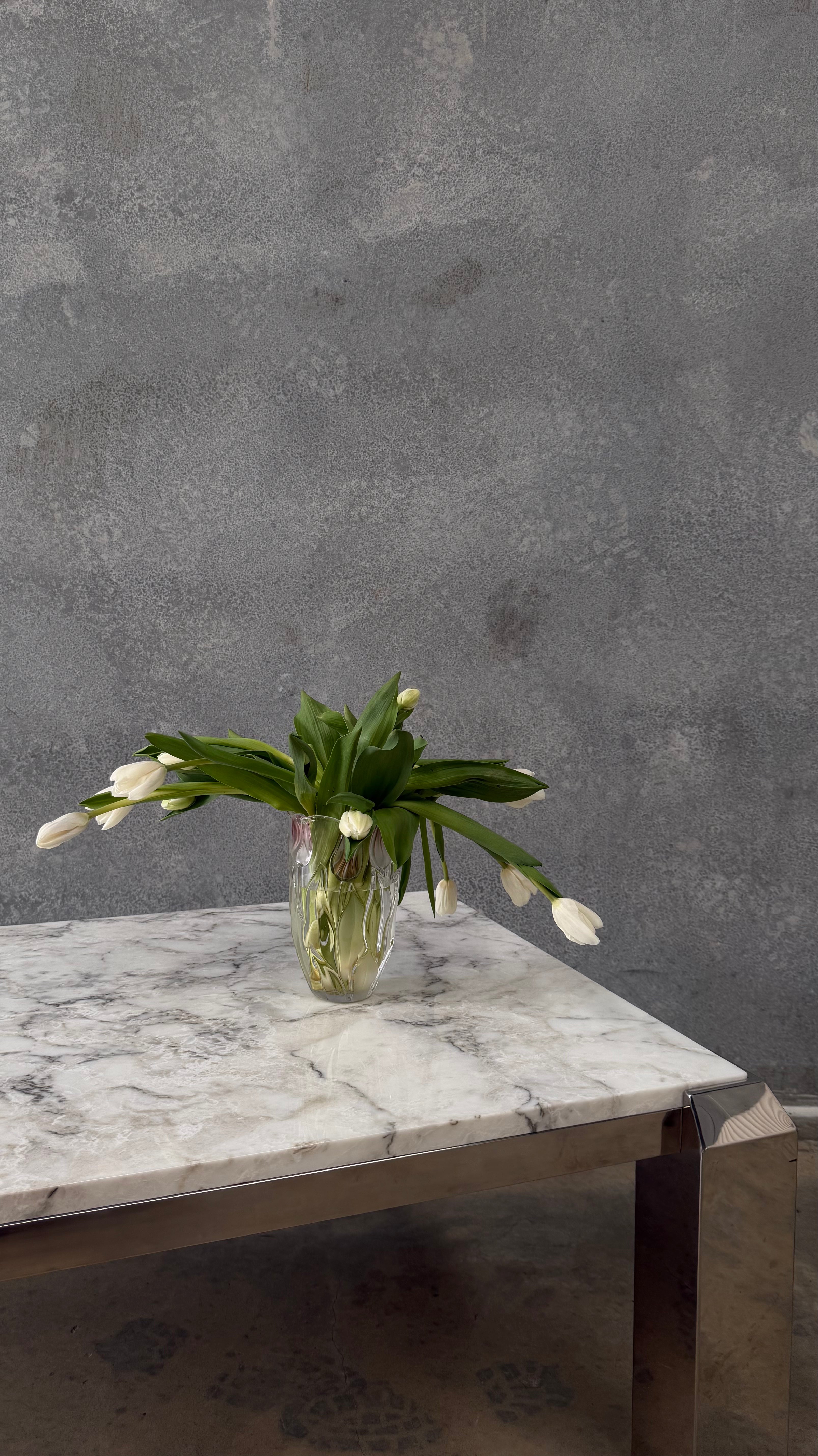 FROSTED TULIP GLASS VASE 1980's